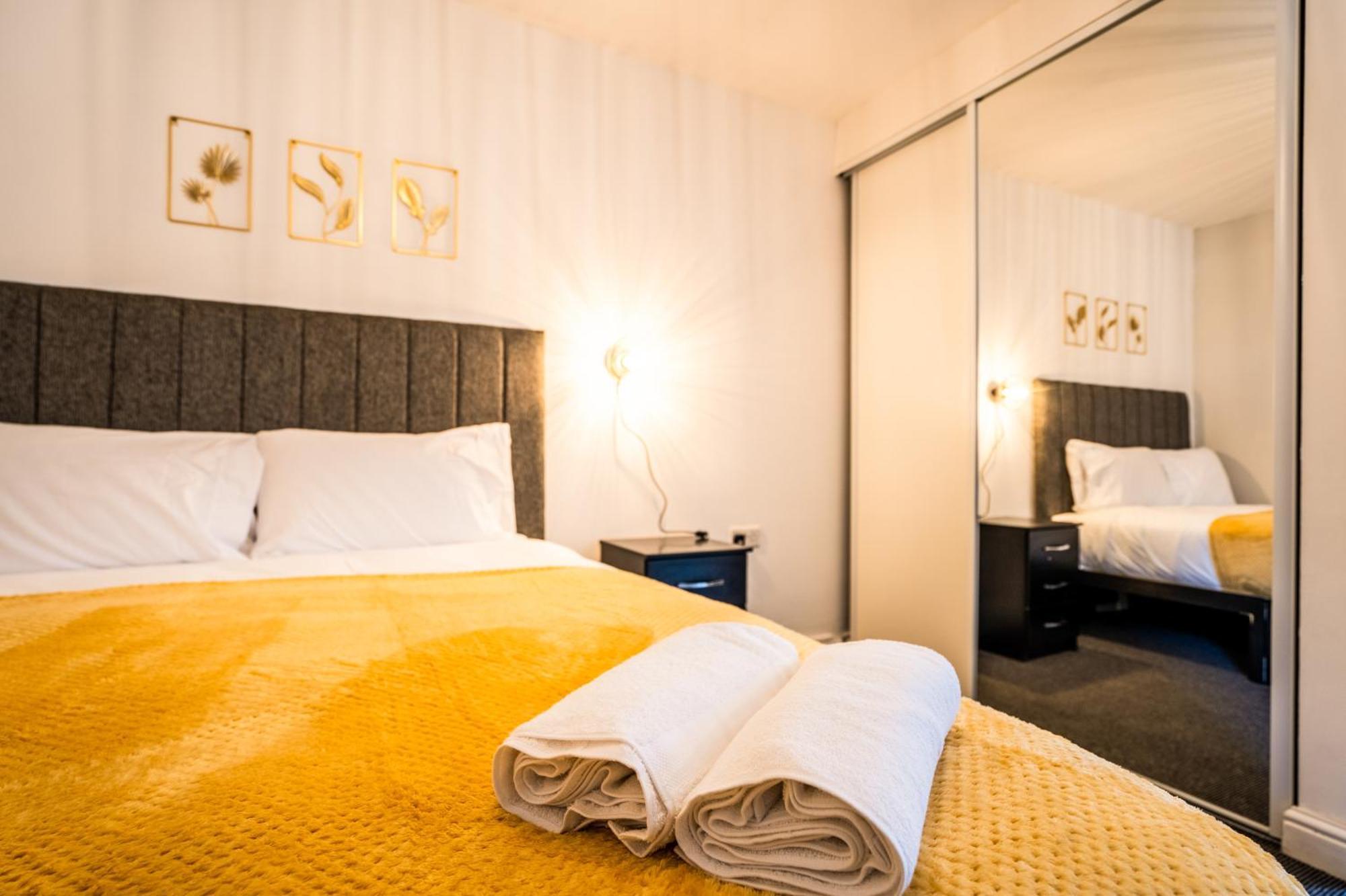 Kunda House In Tyseley Apartment เบอร์มิงแฮม ภายนอก รูปภาพ