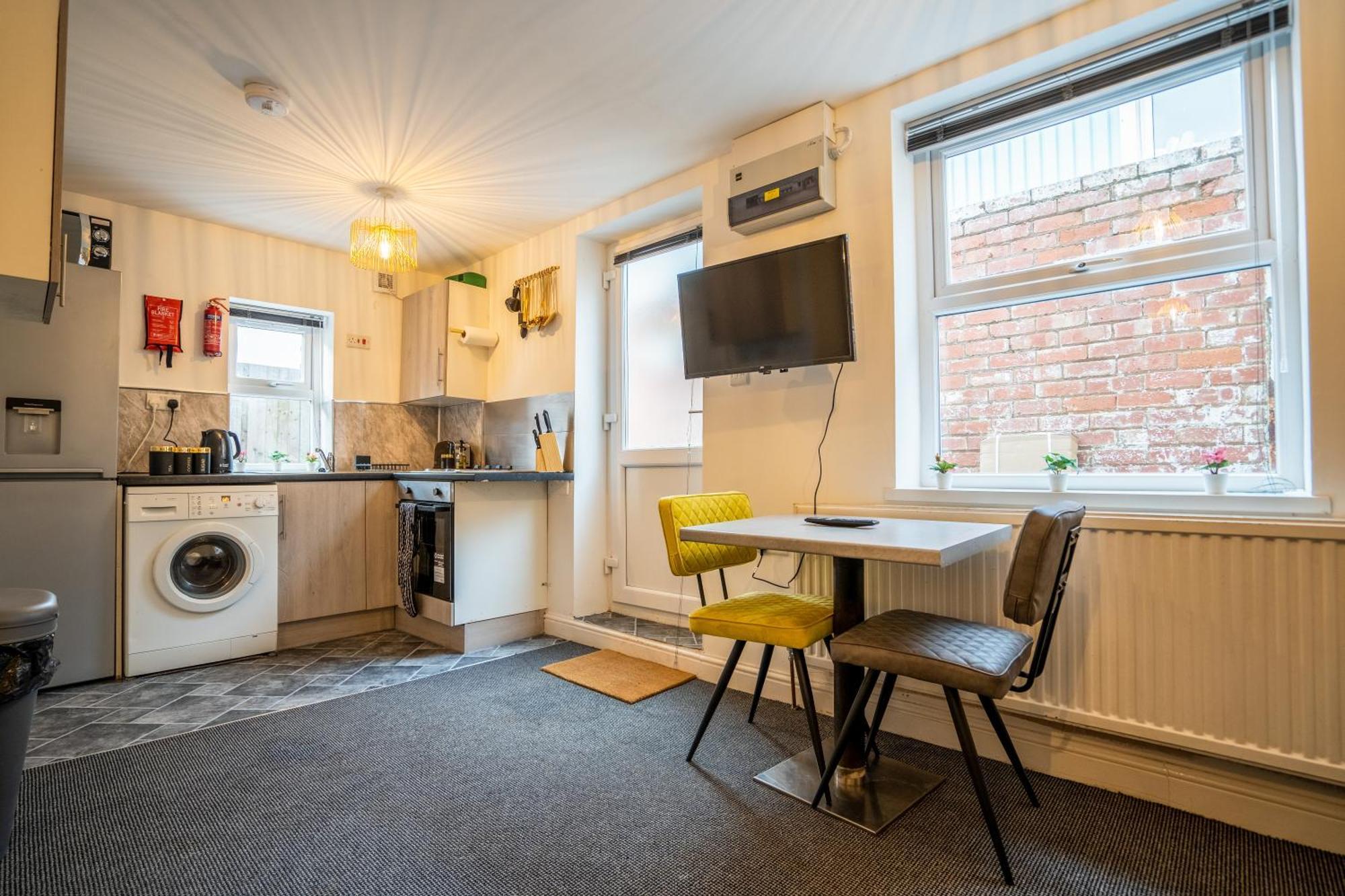 Kunda House In Tyseley Apartment เบอร์มิงแฮม ภายนอก รูปภาพ