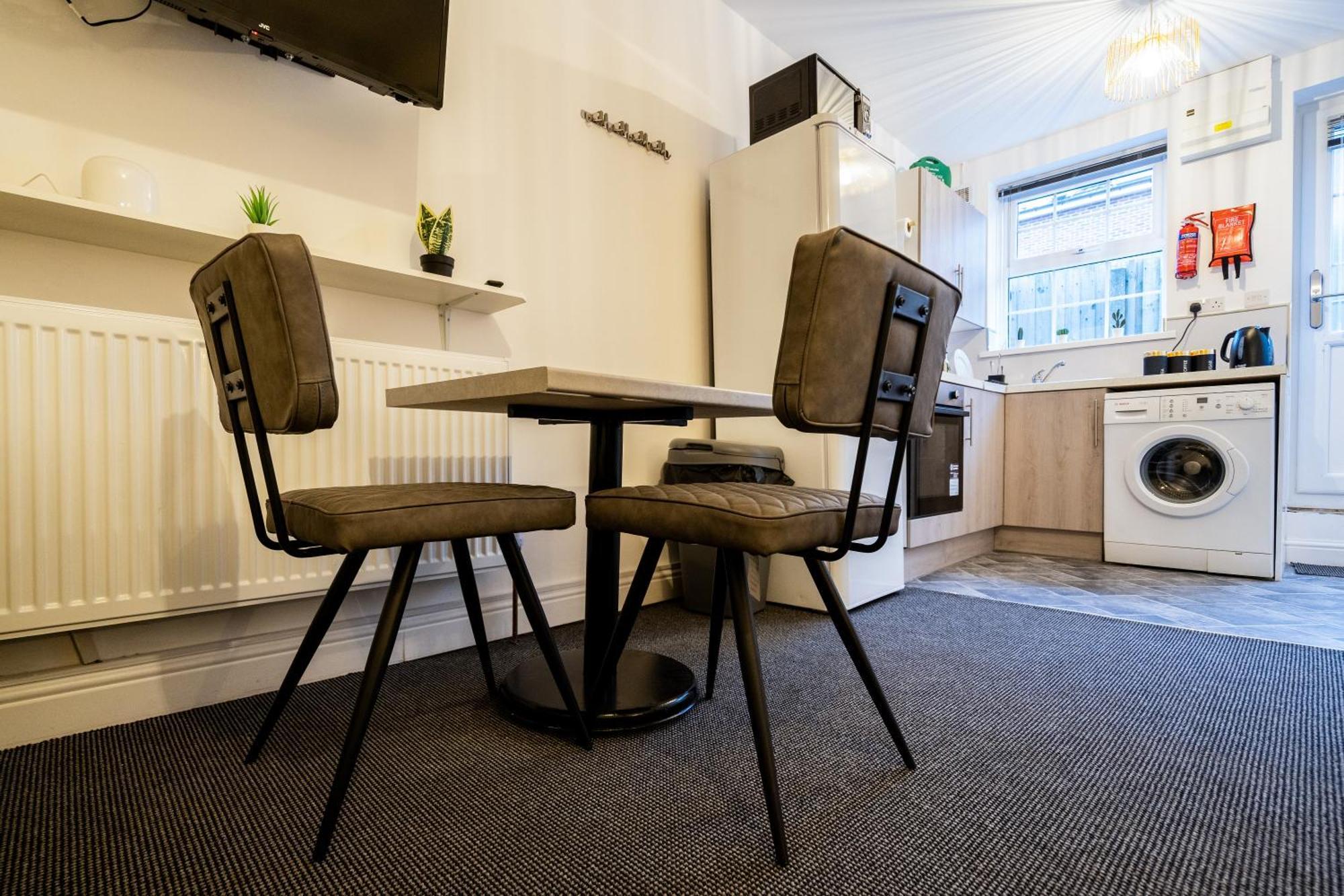 Kunda House In Tyseley Apartment เบอร์มิงแฮม ภายนอก รูปภาพ