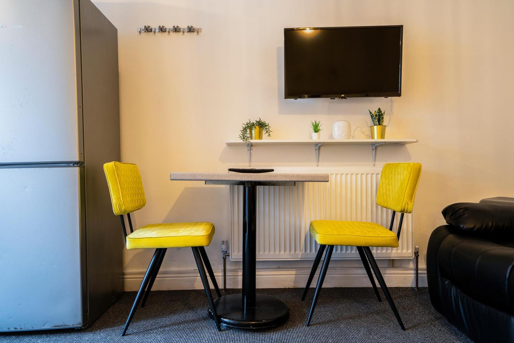 Kunda House In Tyseley Apartment เบอร์มิงแฮม ภายนอก รูปภาพ