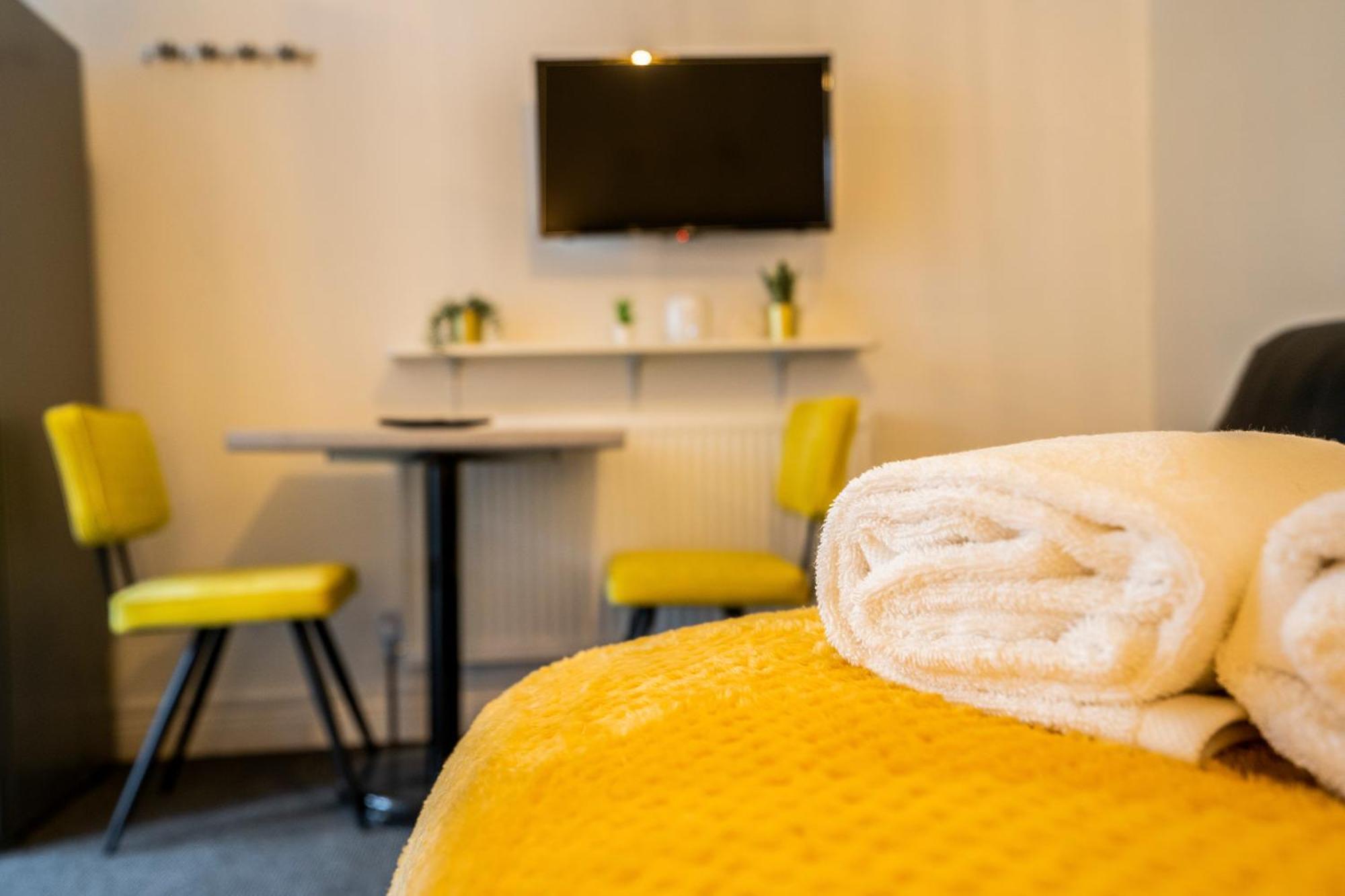 Kunda House In Tyseley Apartment เบอร์มิงแฮม ภายนอก รูปภาพ