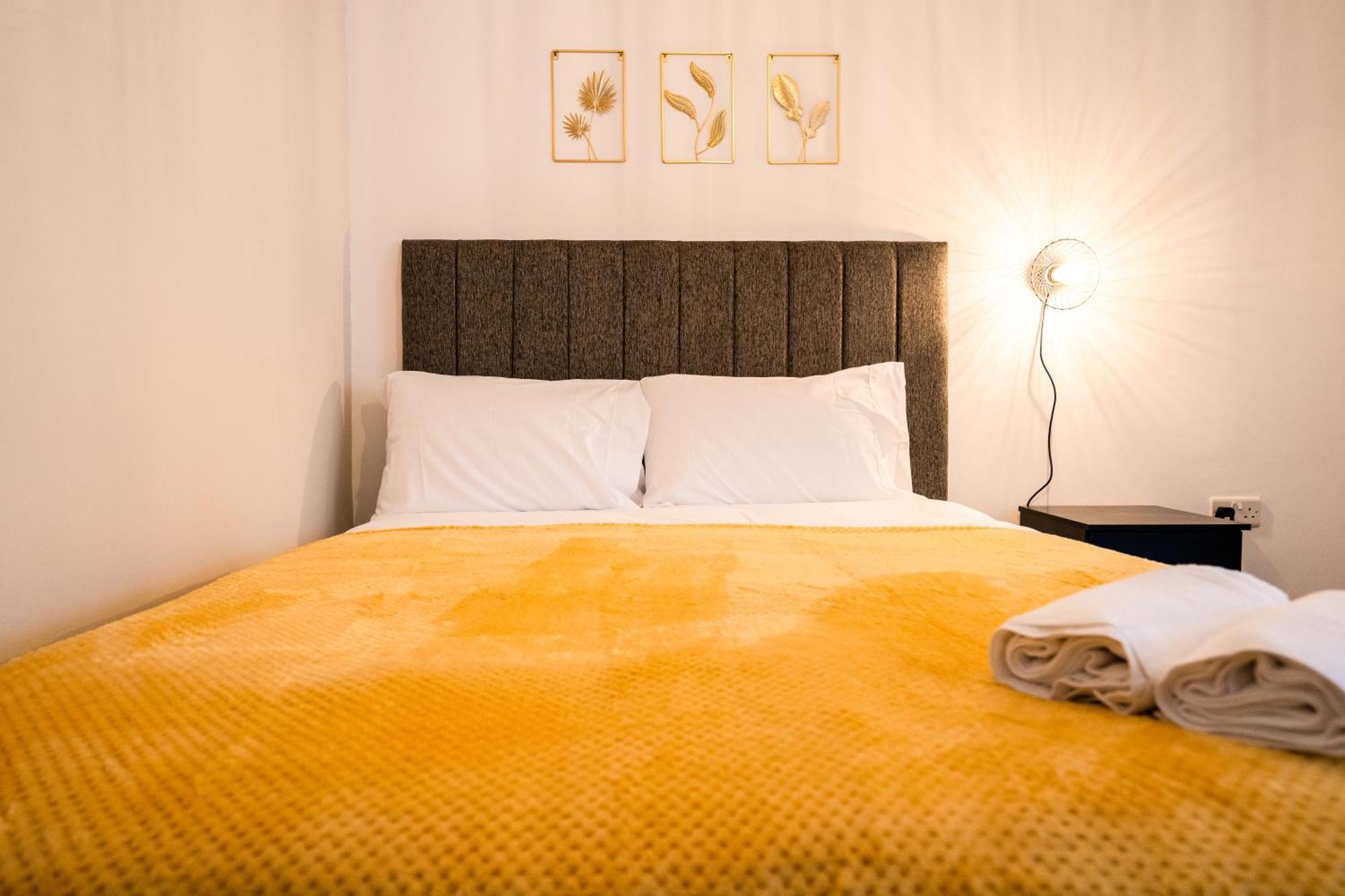 Kunda House In Tyseley Apartment เบอร์มิงแฮม ภายนอก รูปภาพ