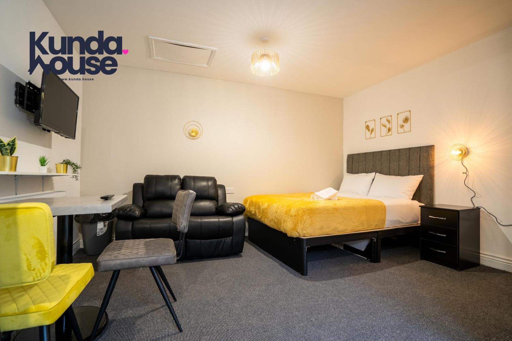 Kunda House In Tyseley Apartment เบอร์มิงแฮม ภายนอก รูปภาพ
